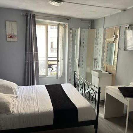 Hotel Du Chateau Parigi Esterno foto