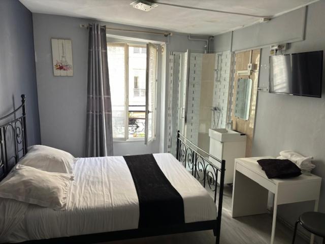 Hotel Du Chateau Parigi Esterno foto