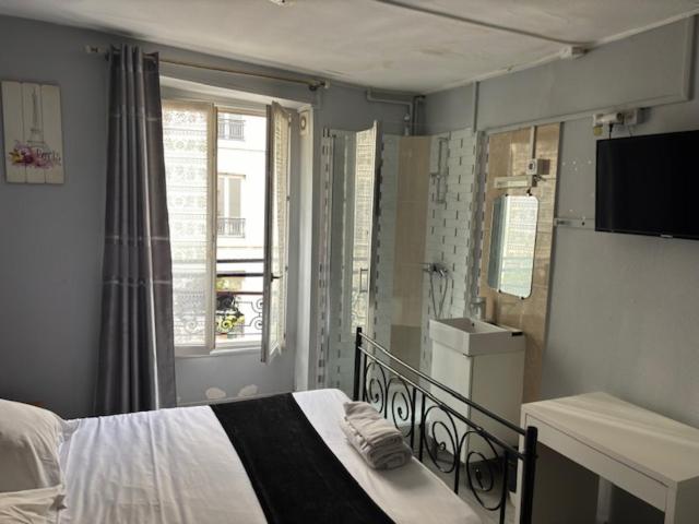 Hotel Du Chateau Parigi Esterno foto